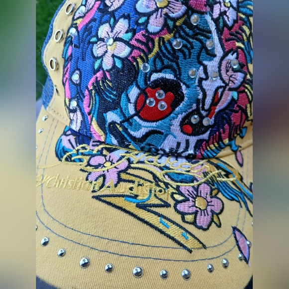 New Vintage Ed Hardy by Christian Audigier Embroidered Rhinestone Trucker Hat. - Picture 7 of 16